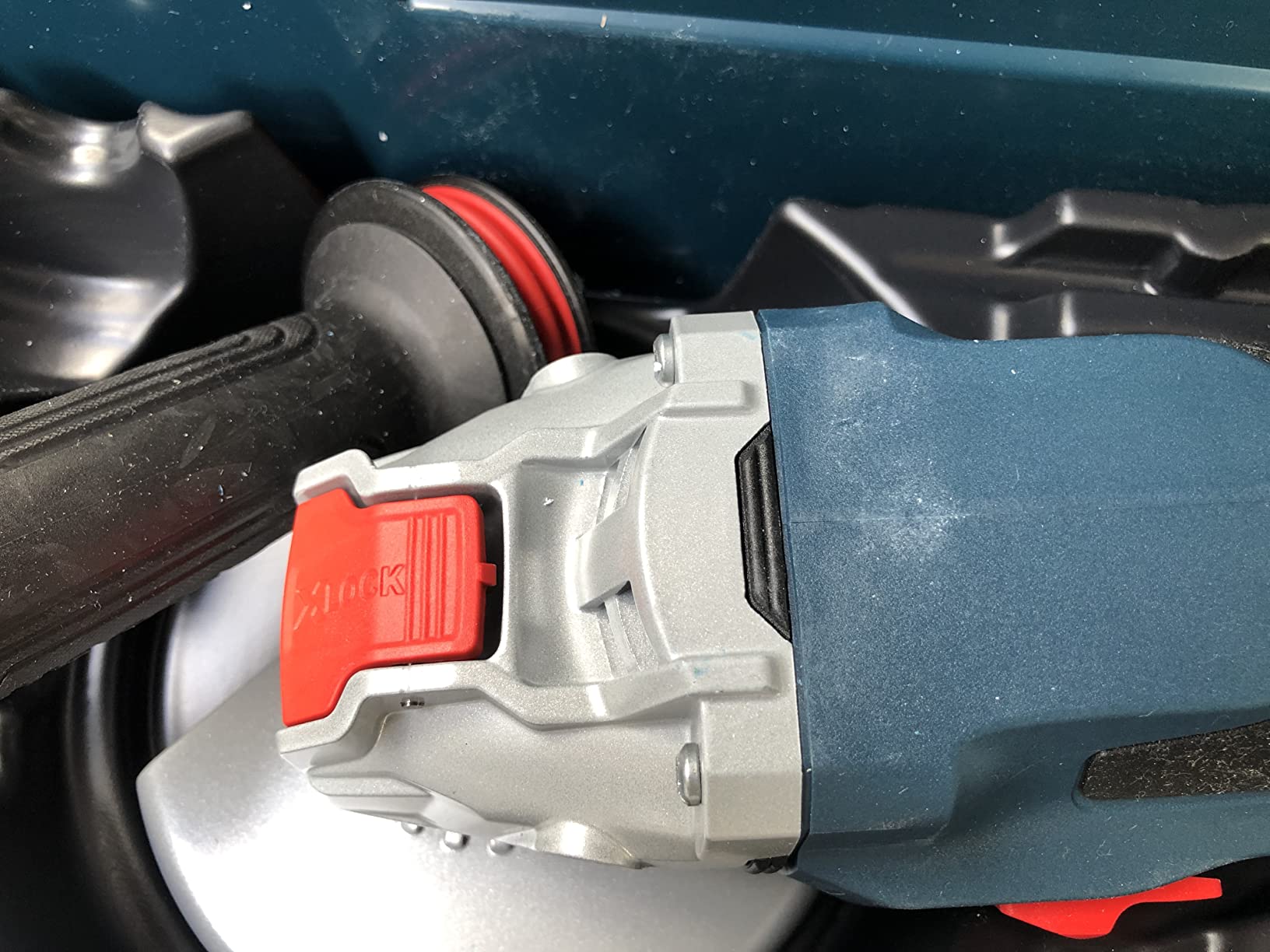 Bosch GWX 18V-15 C Meuleuse 125 mm 2x8Ah L-BOXX