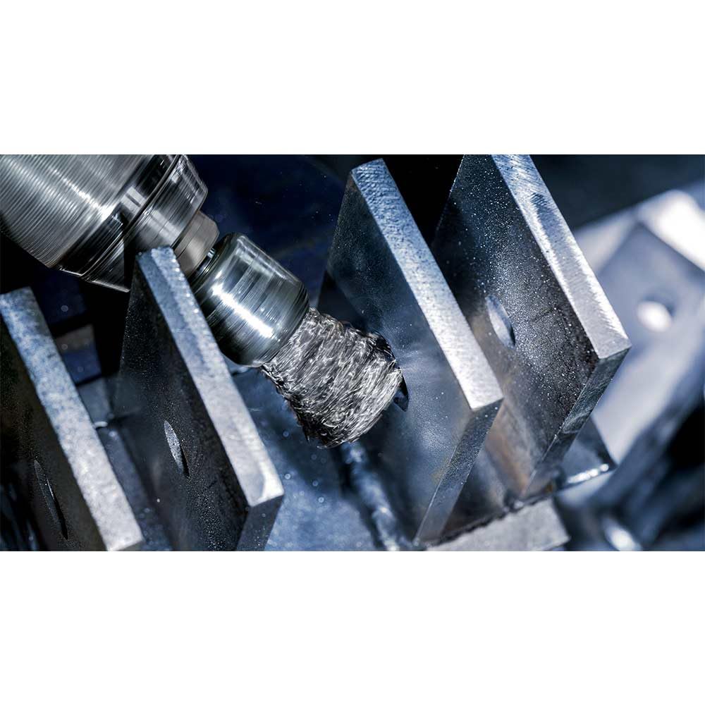 Bosch PRO Metal brosse pinceau 15 x 0,2 mm acier
