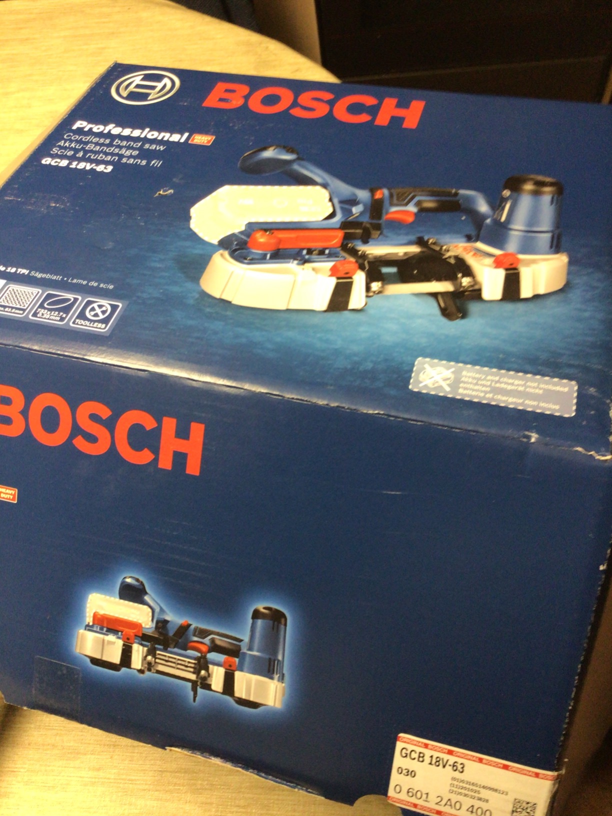 Bosch GCB 18V-63 scie à ruban 18V solo carton métal