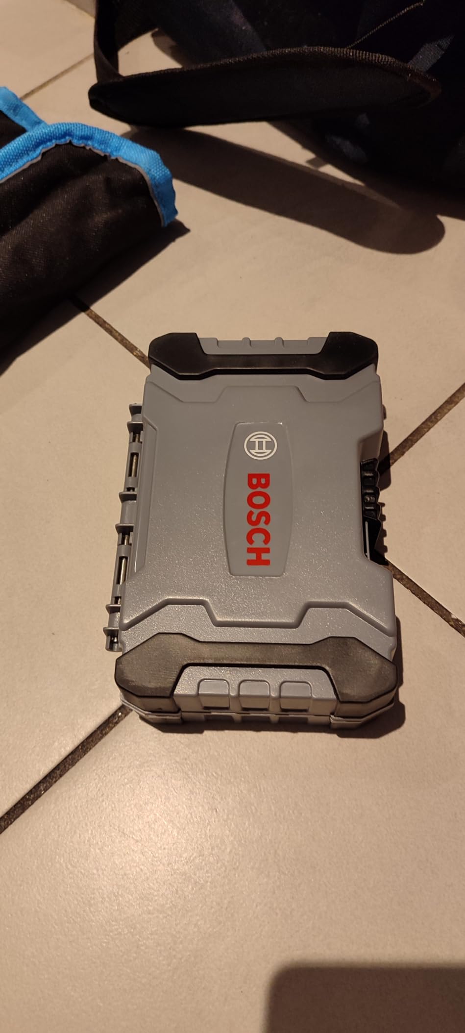 Bosch coffret embouts douilles 43 pièces acier S2 PH PZ Torx