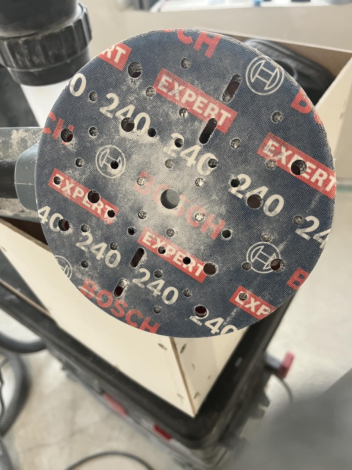 Bosch Expert O780 disque abrasif 150 mm 55 pièces assortiment