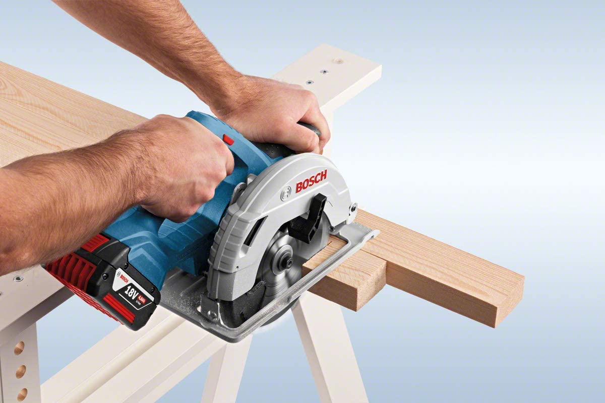 Bosch GKS 18V-57 scie circulaire sans fil 165 mm + batterie 5Ah
