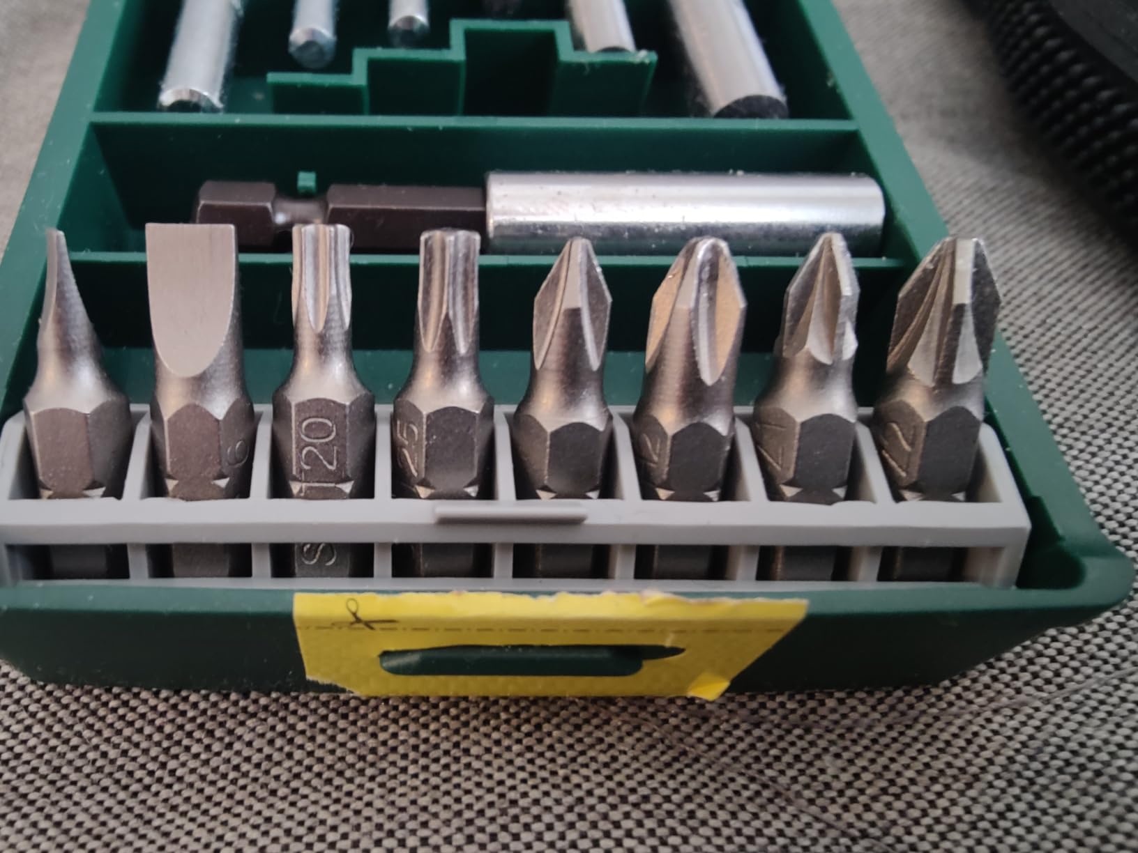 Bosch Mini X-Line coffret mixte 15+1 forets bois pierre
