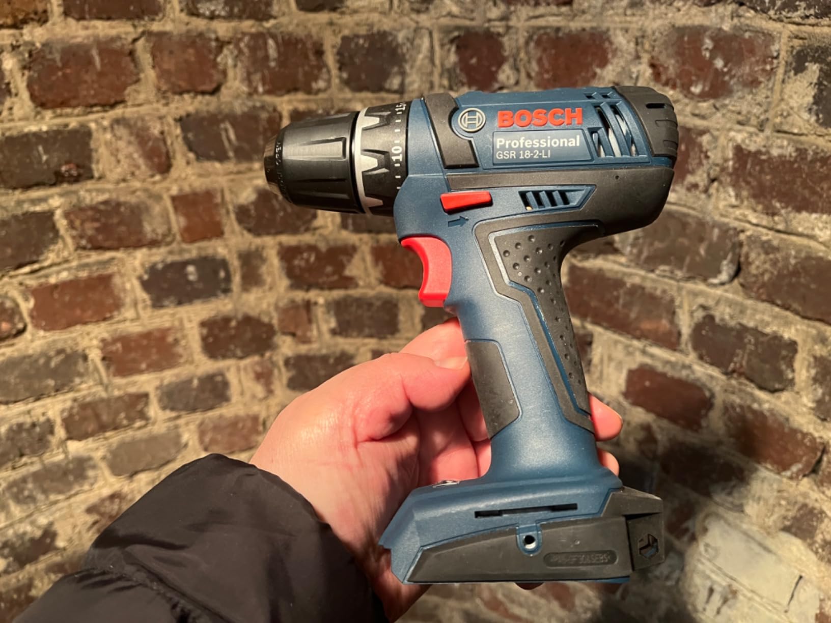 Bosch GSR 18V-28 perceuse-visseuse 18V 2 batteries 2Ah