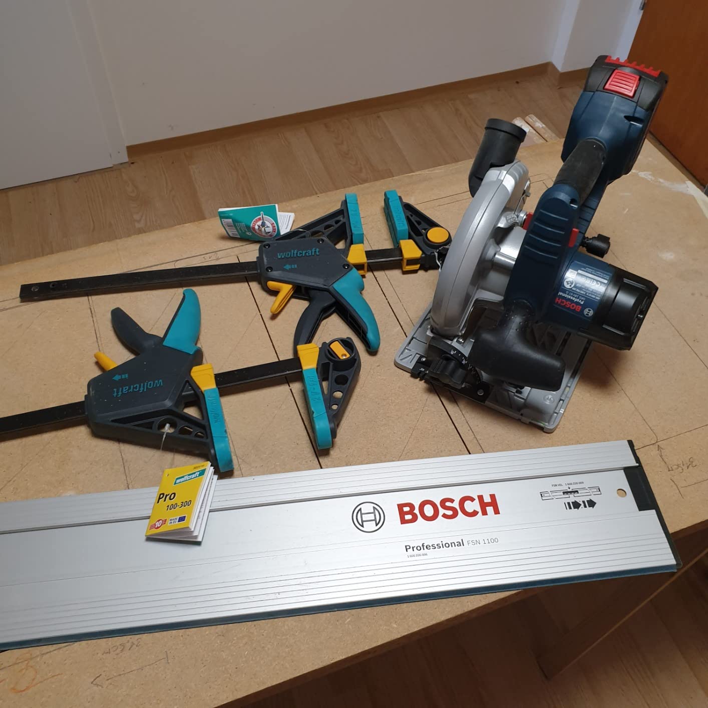 Bosch GKS 18V-57 scie circulaire sans fil 165 mm + batterie 5Ah