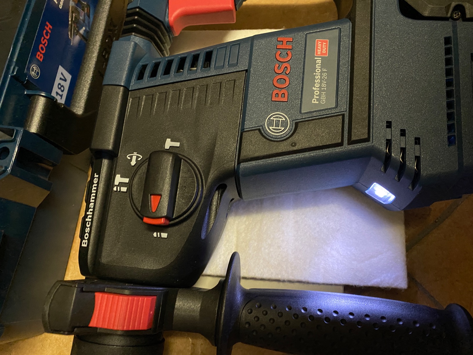 Bosch Professional Perforateur GBH 18V-26 F SDS plus 2,6 J