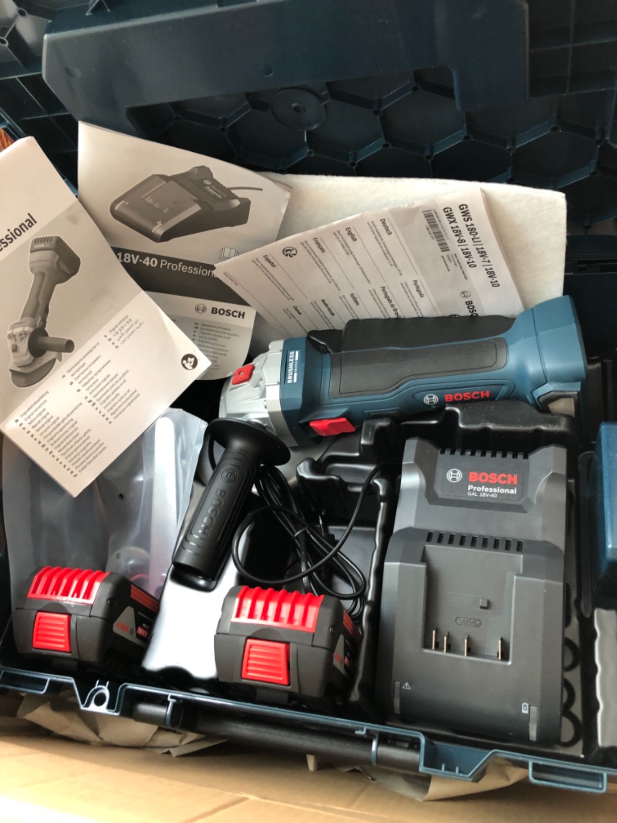 Bosch GWS 18V-7 meuleuse angulaire 125 mm 18V 2x4,0 Ah