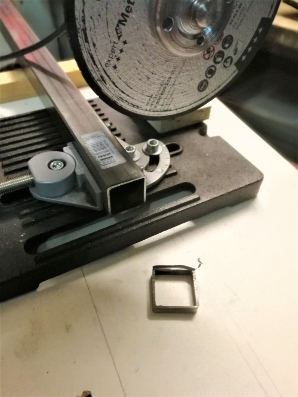 Bosch PRO Metal disque à tronçonner métal 125 mm