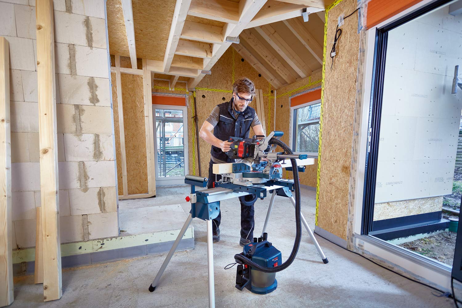Bosch GCM 18V-216 scie à onglets 2x ProCORE 8.0Ah
