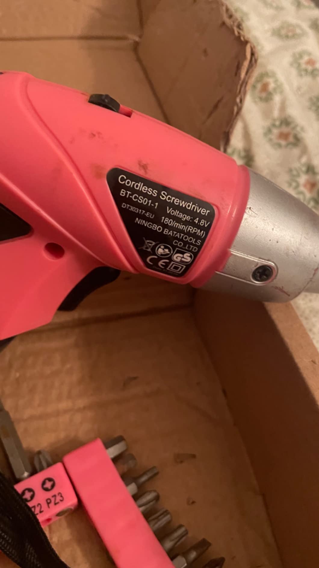 Hi-Spec Tournevis Électrique 3,6V Rose 27 Pièces Sans Fil