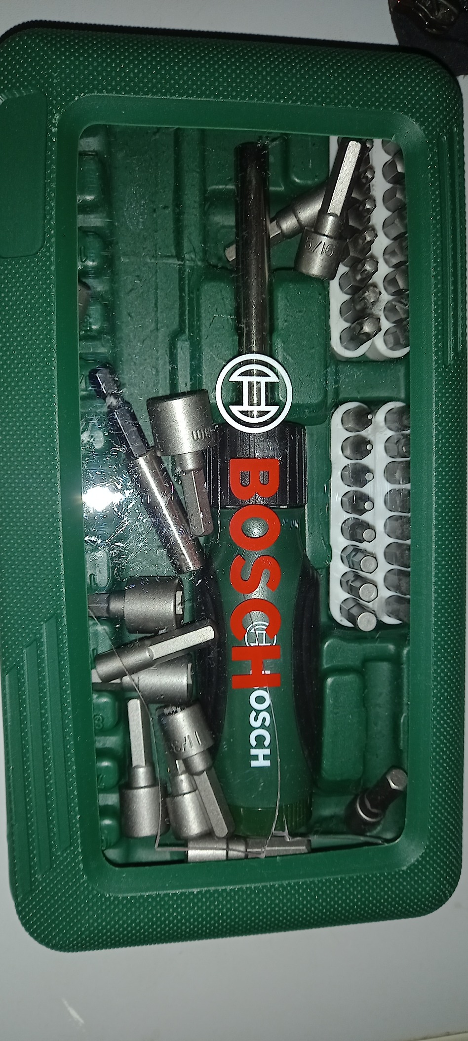 Bosch coffret vissage 46 pièces PH PZ Torx douilles
