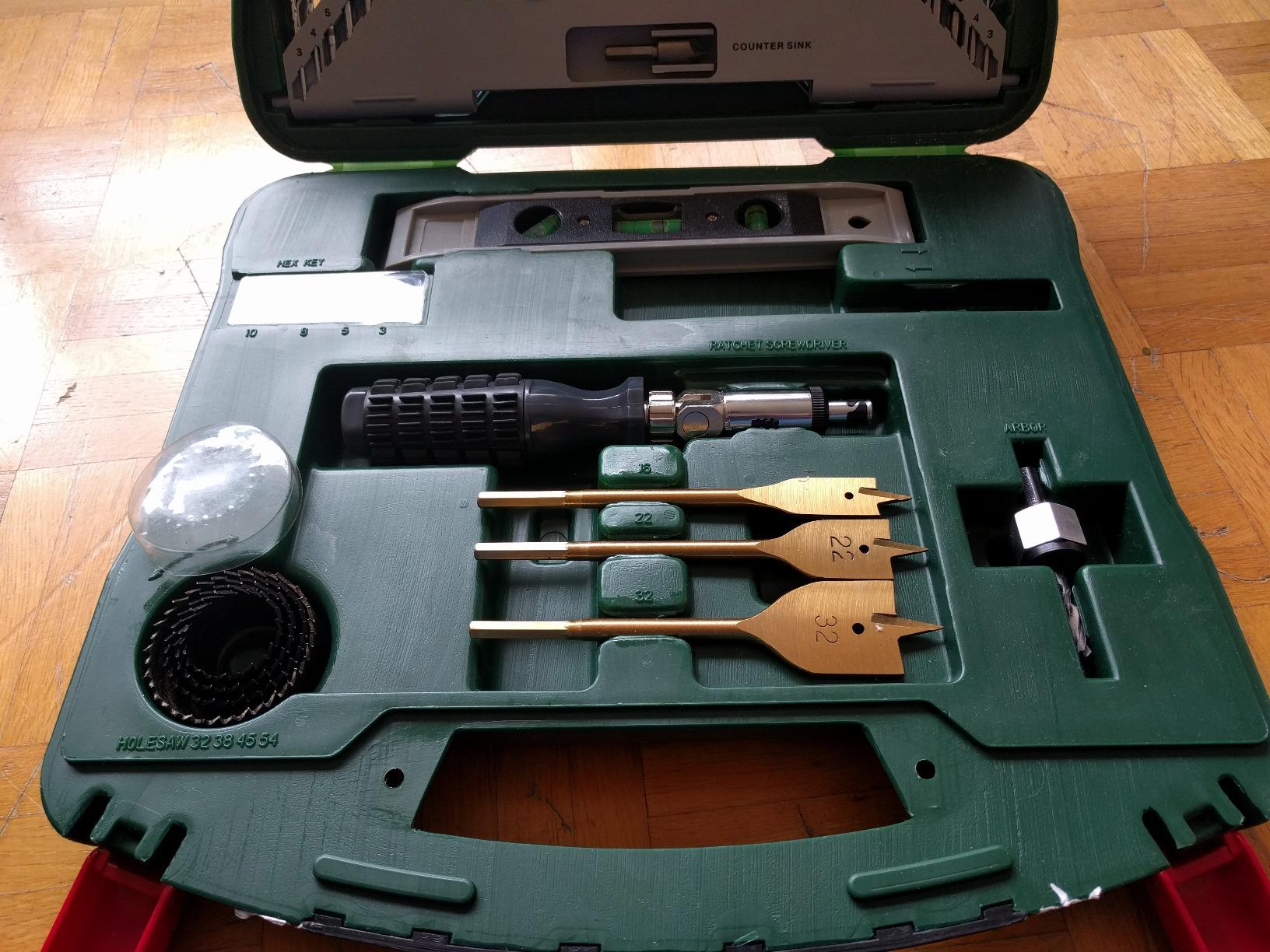 Bosch X-Line coffret 100 pièces titane bois pierre métal