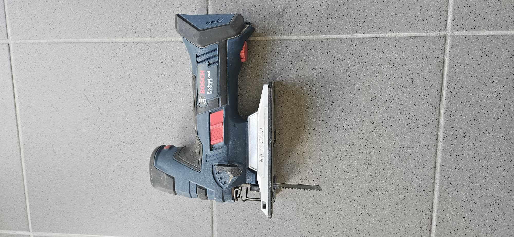 Bosch GST 18V-LI S scie sauteuse solo carton poignée champignon