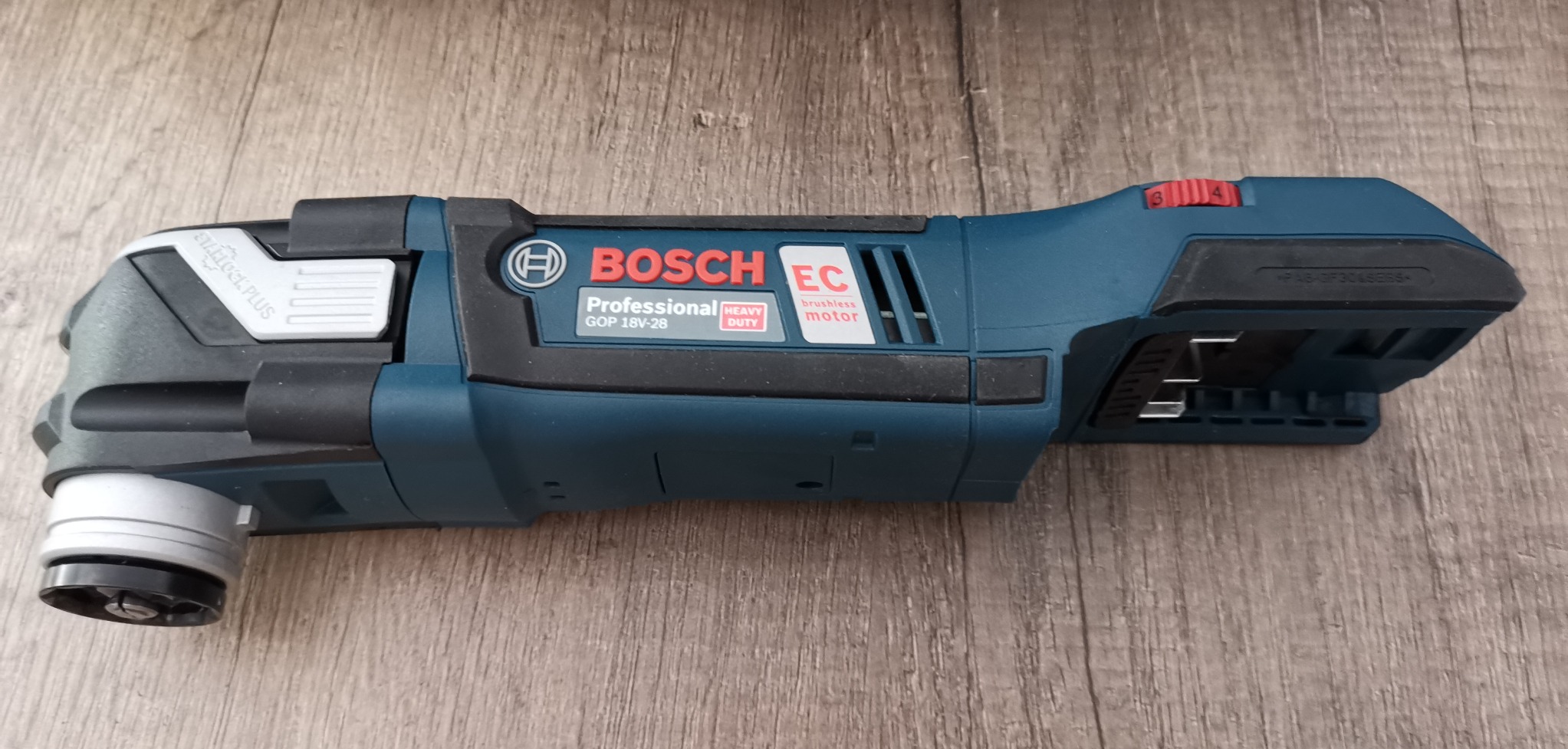 Bosch GOP 18V-28 Découpeur-Ponceur Sans Fil StarlockPlus