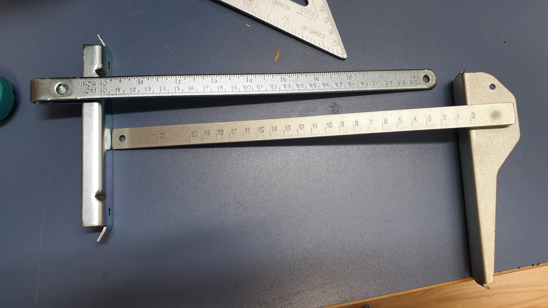Bosch Butée parallèle GKS 18V-70L guide scie circulaire