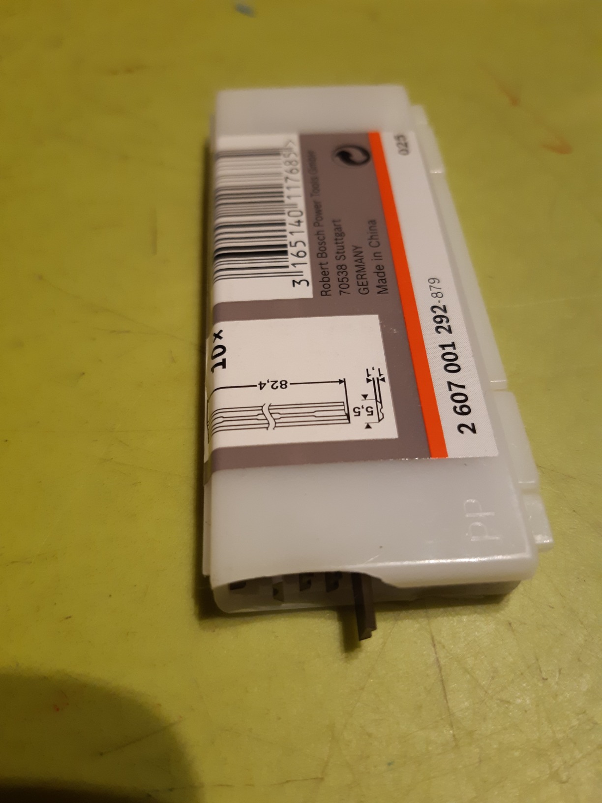 Bosch fer de rabot carbure 82 mm réversible 35°