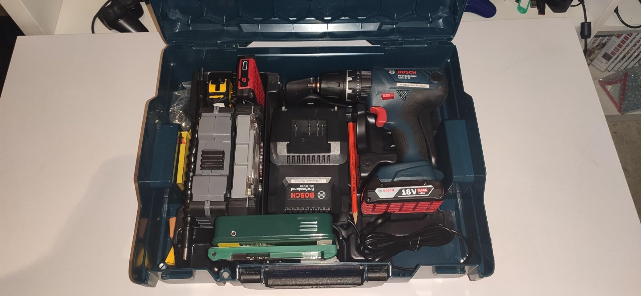Bosch GSB 18V-21 perceuse-visseuse 18V 2 batteries L-BOXX