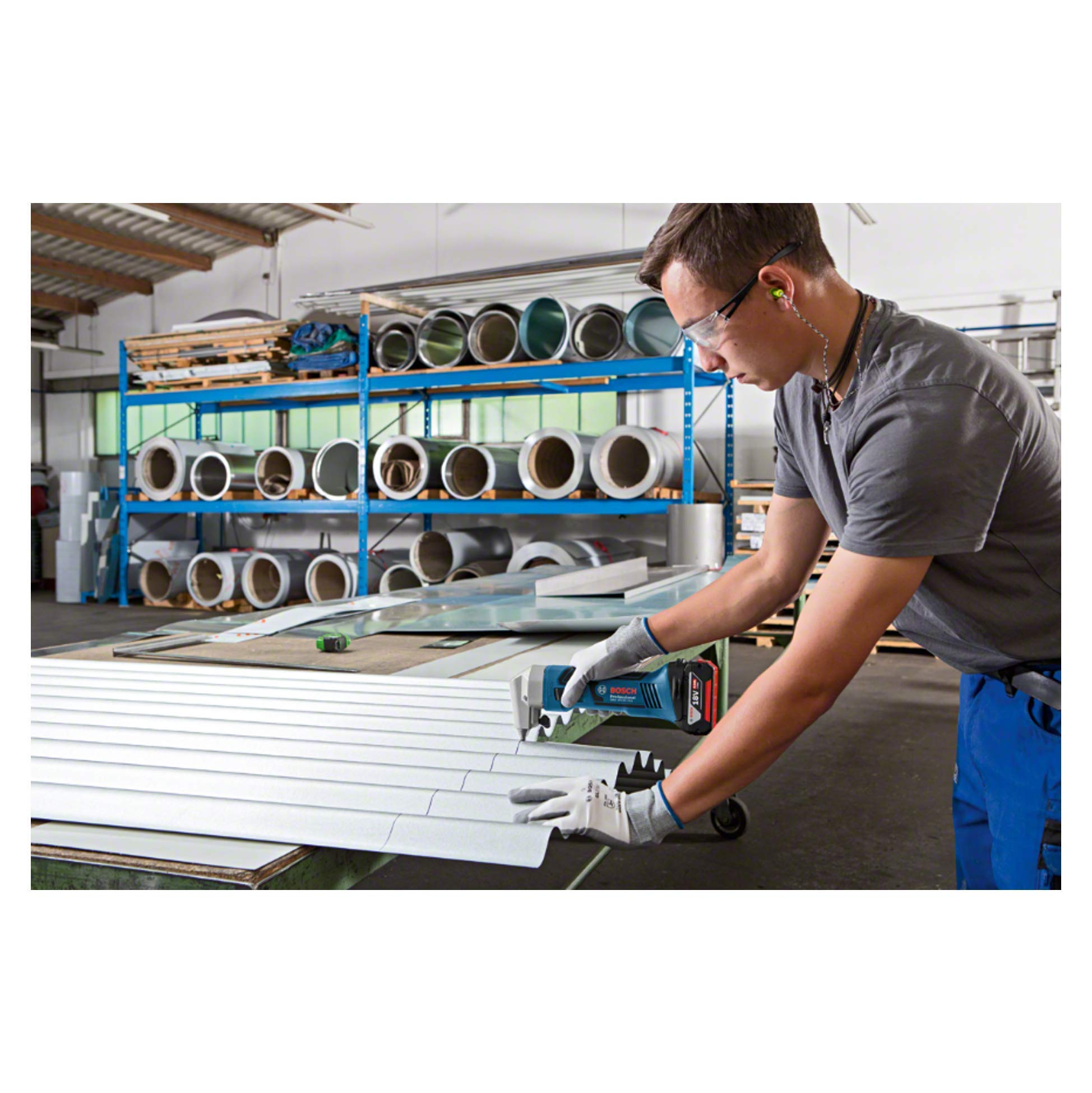 Bosch GNA 18V-16 grignoteuse metal sans fil 18V 1,6 mm