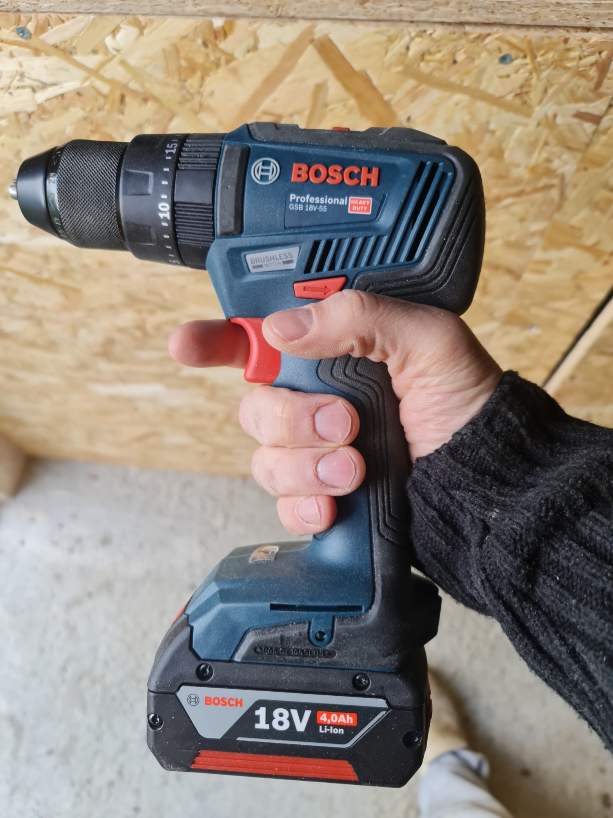 Bosch GDR GSB 18V set visseuses 200+55 Nm 2x4Ah