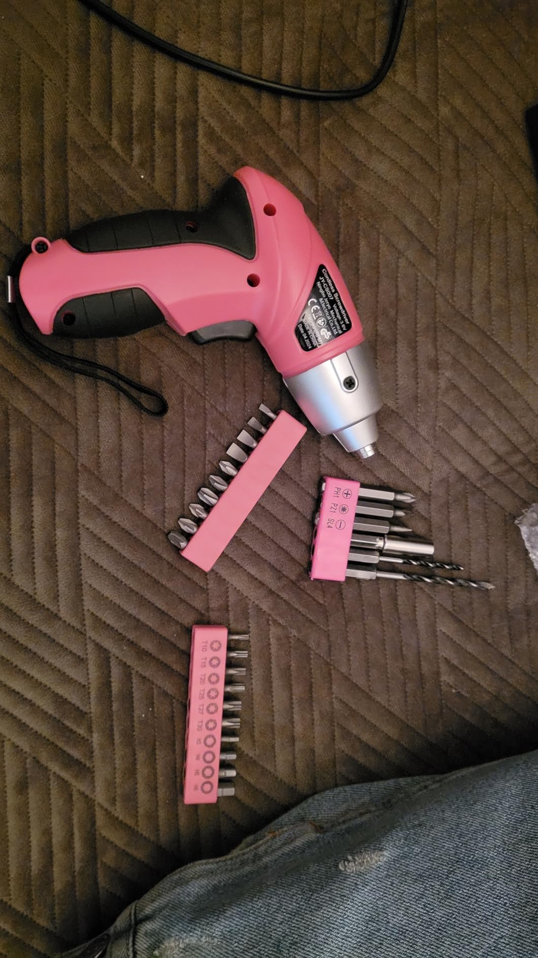 Hi-Spec Tournevis Électrique 3,6V Rose 27 Pièces Sans Fil