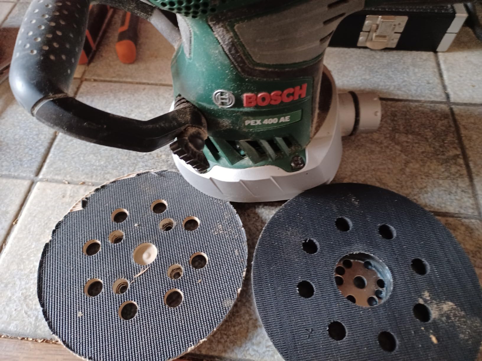 Bosch Abrasifs plateau de ponçage 125mm mi-dur