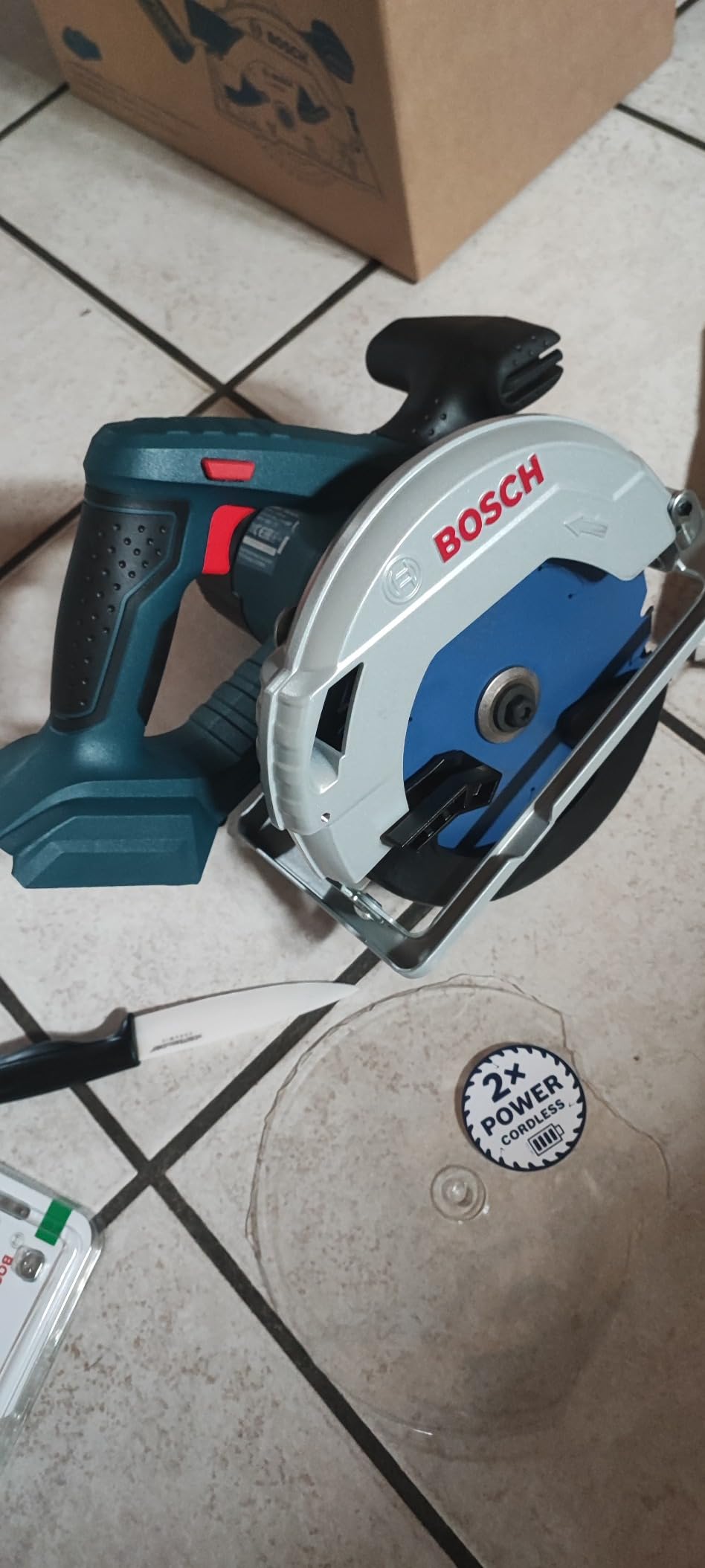 Bosch GKS 18V-57 scie circulaire sans fil 165 mm + batterie 5Ah