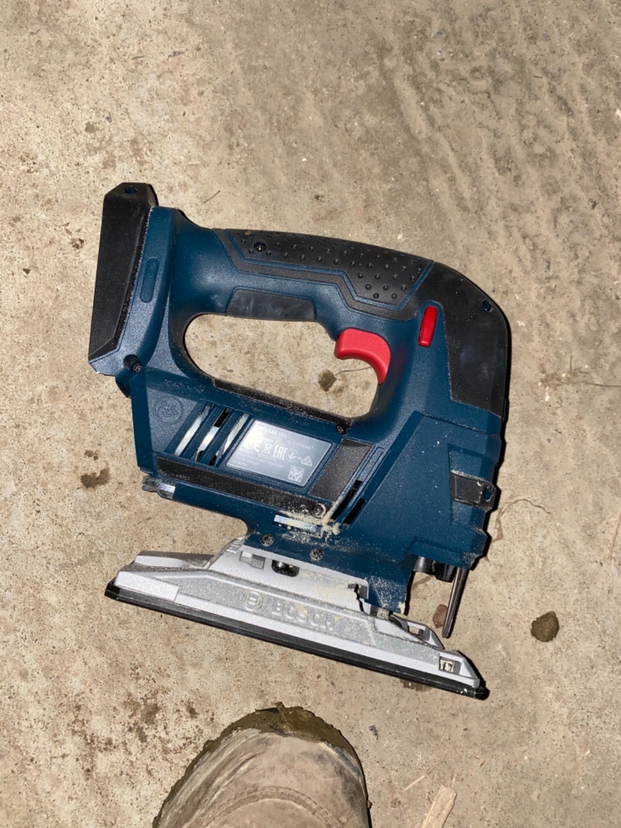 Bosch GST 18 V-LI B Scie Sauteuse Sans Fil 120 mm L-BOXX