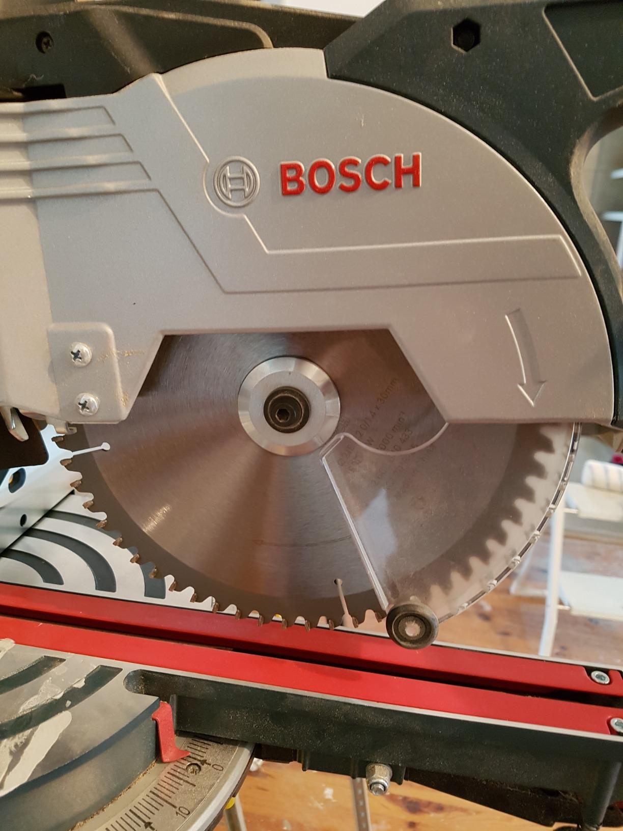 Bosch PRO Wood Lame Scie Circulaire 216 mm 48 Dents Bois