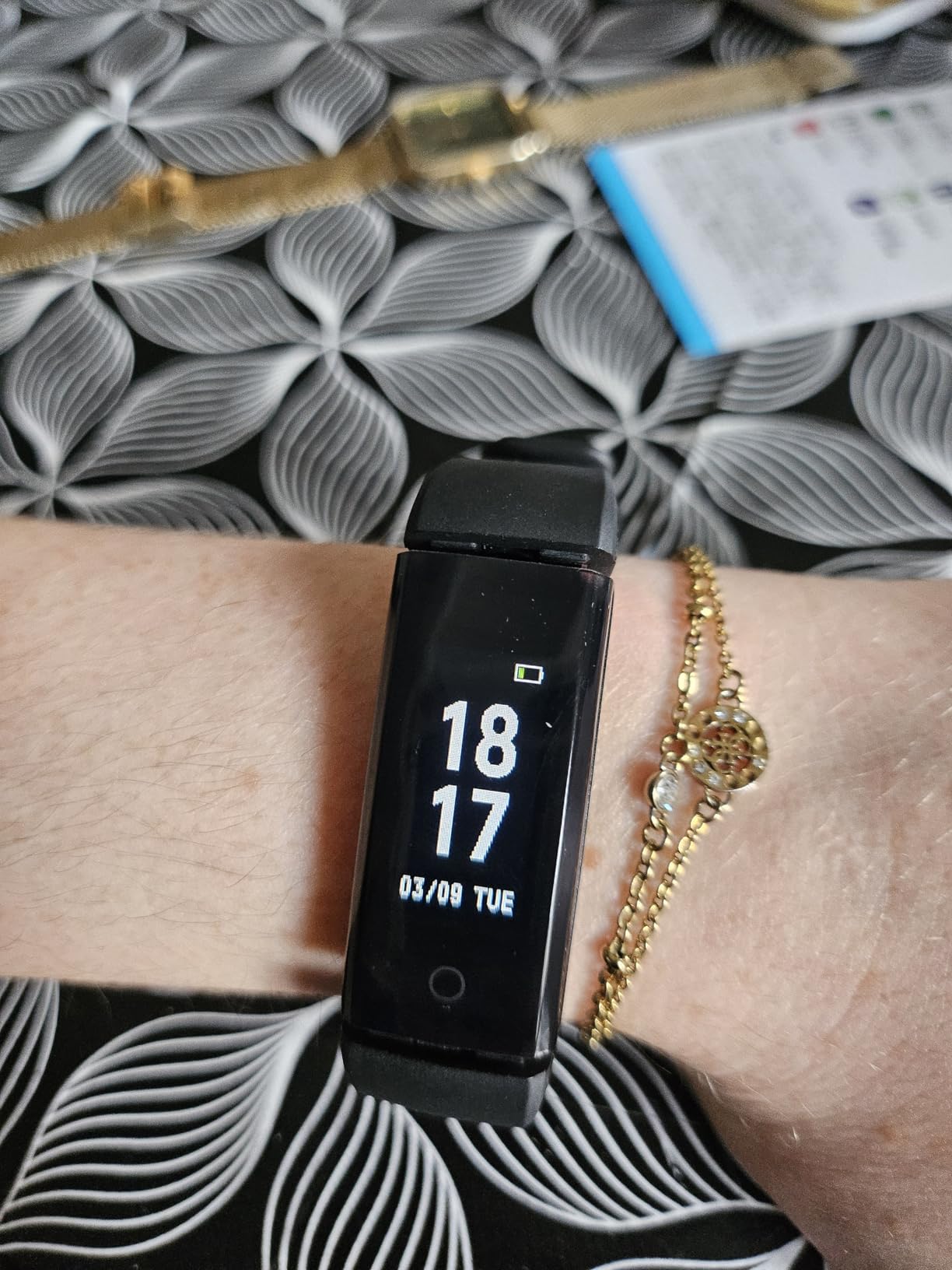 GRV montre podomètre marche rose non connectée sans Bluetooth