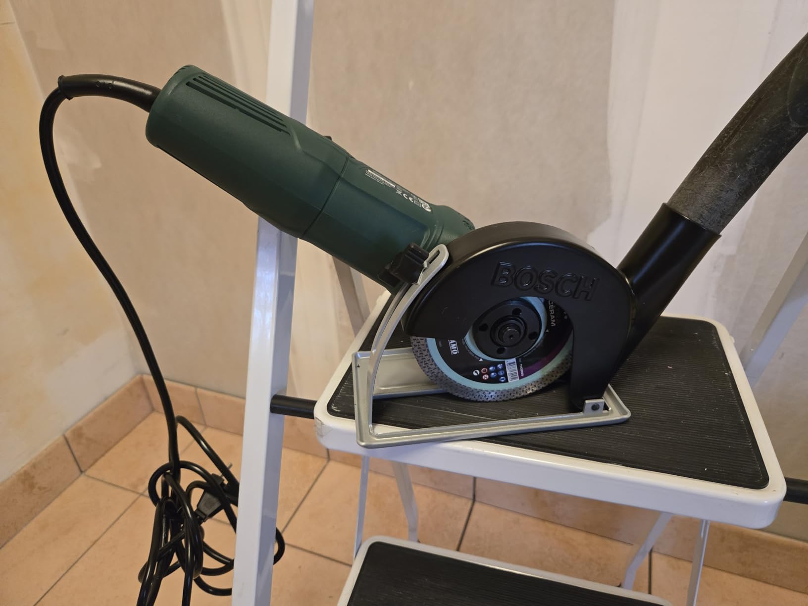 Bosch Glissières guidage raccord aspiration 115 mm meuleuse