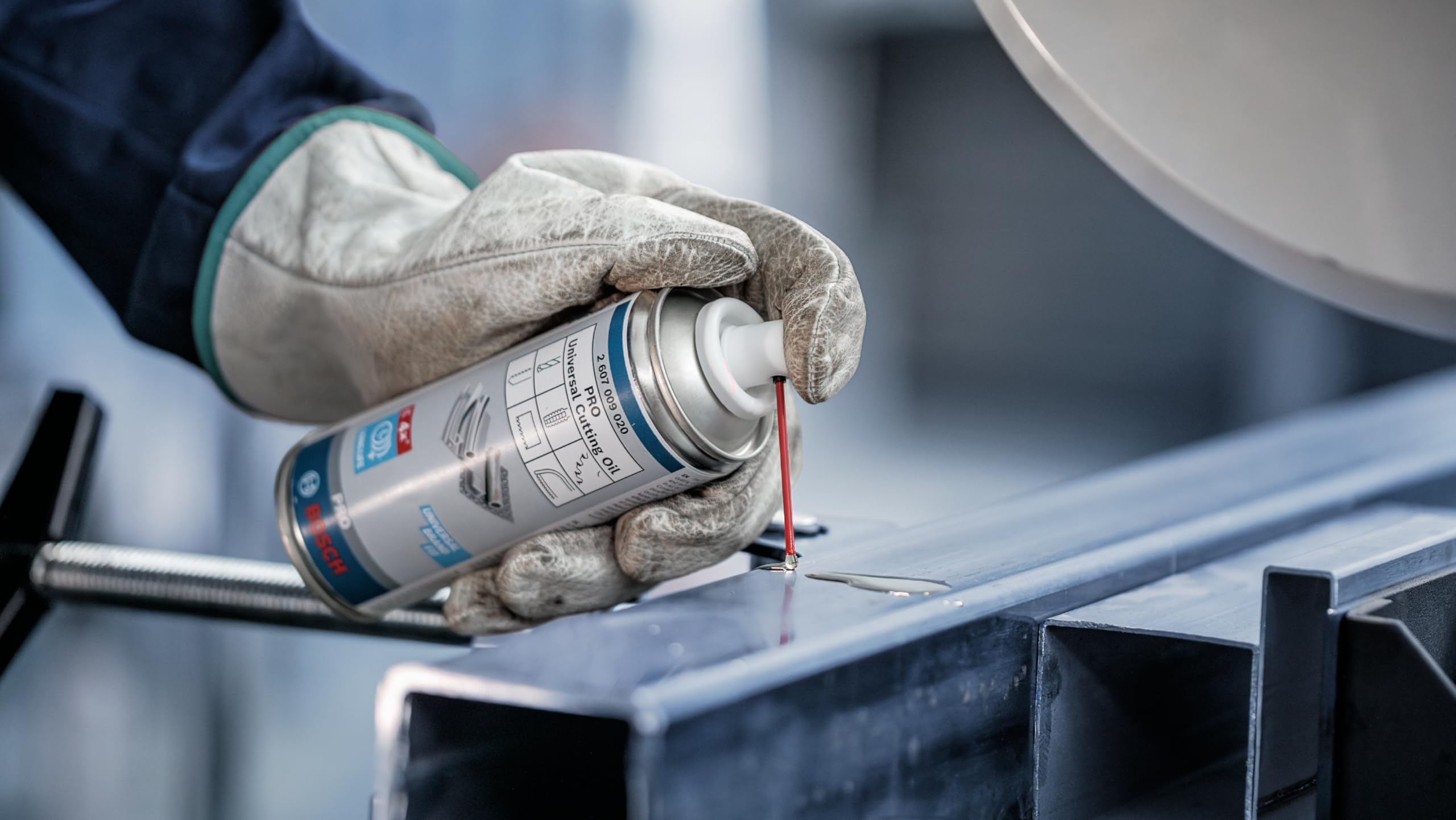 Bosch Pro Universal huile de coupe métal forets et lames