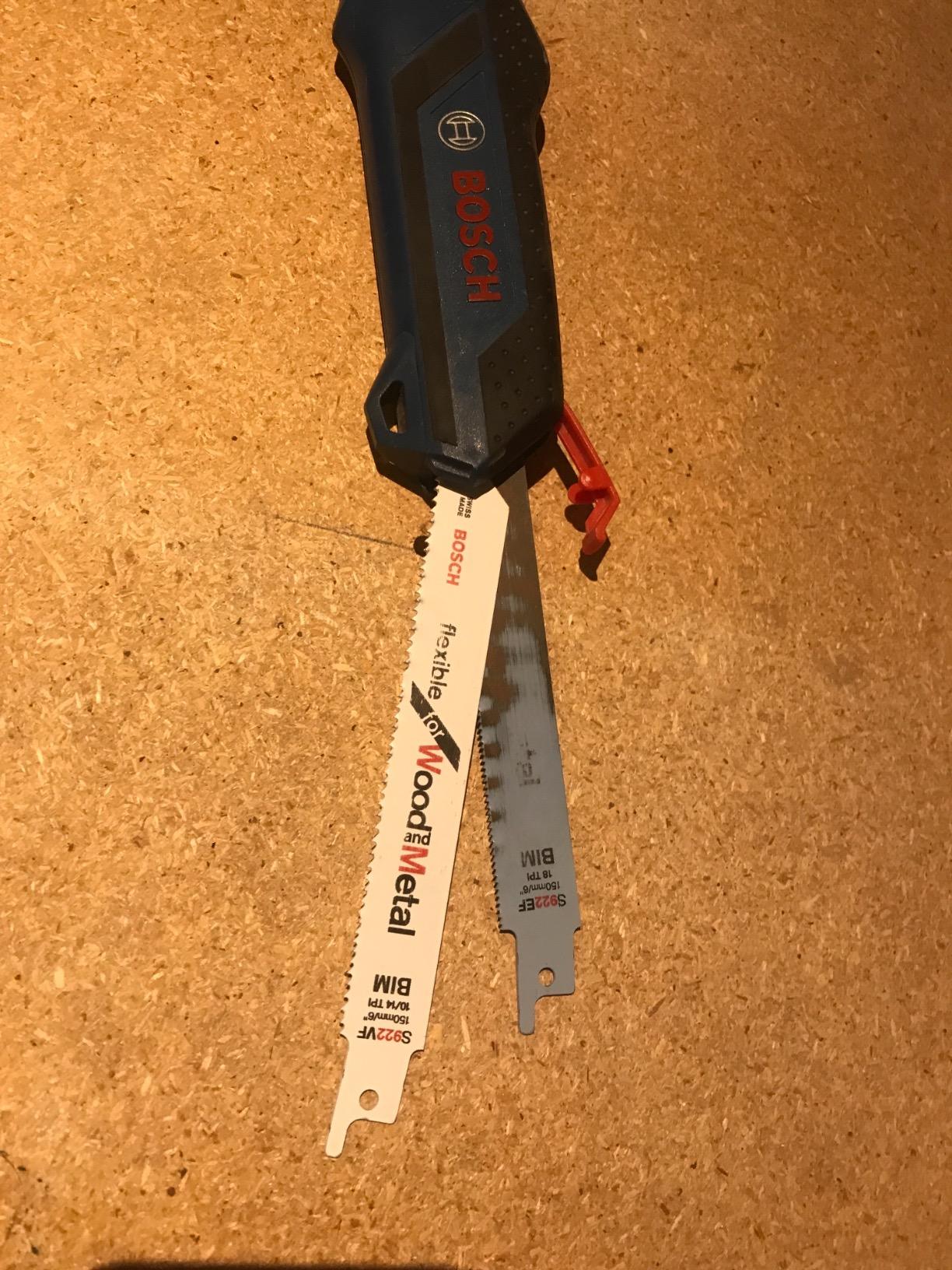 Bosch Manche scie sabre + lames S 922 EF VF bois métal