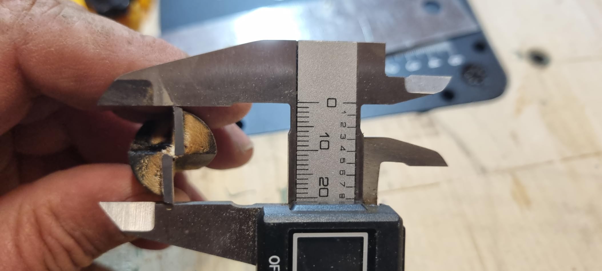 Bosch PRO fraise à rainurer droite Ø25 mm queue 8 mm bois
