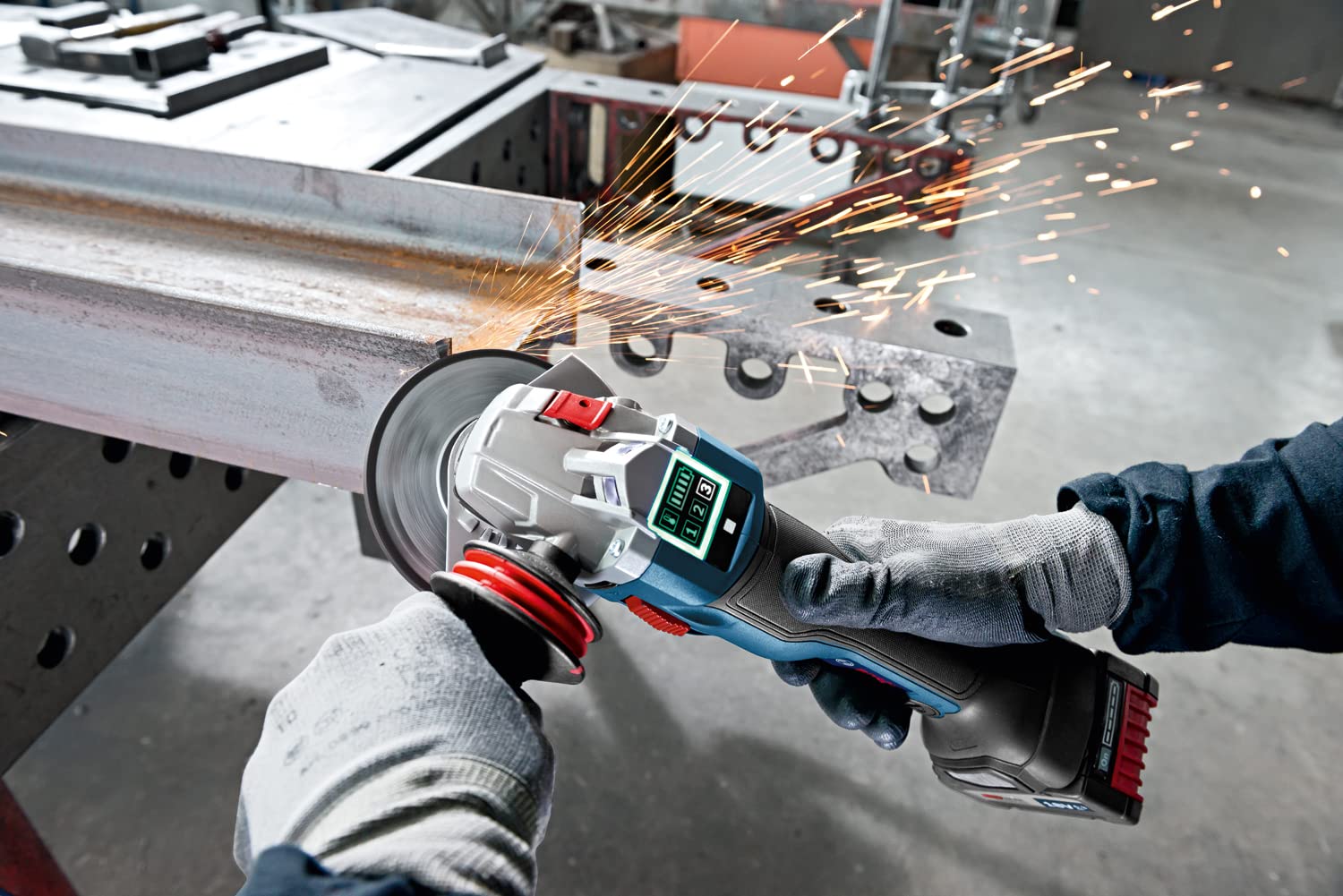 Bosch GWS 18V-10 SC meuleuse d’angle 125mm L-Boxx sans batterie